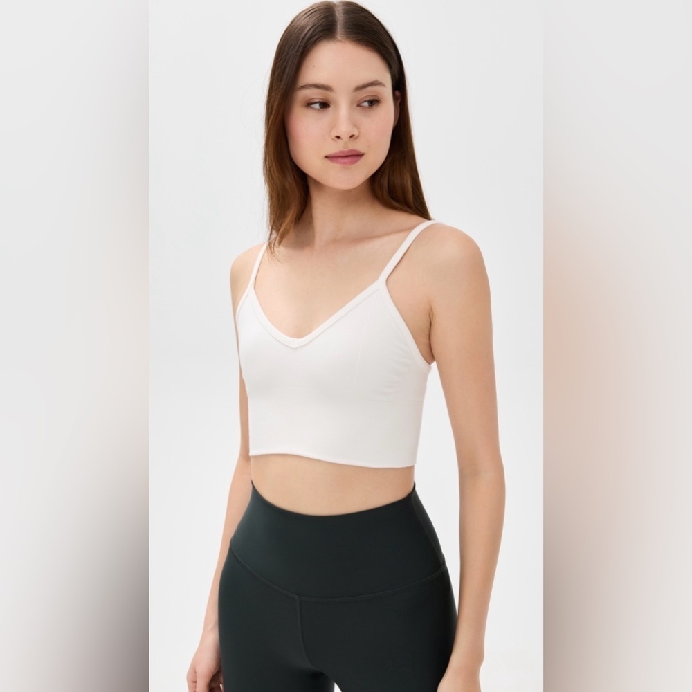 RARE Alo Yoga NWT Seamless Delight Bralette—S
